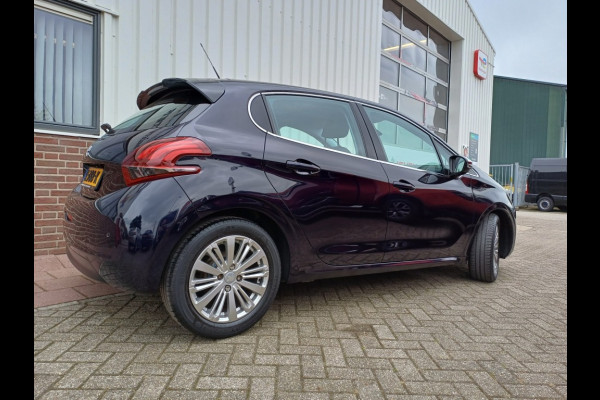 Peugeot 208 1,2 Pure Tech 82 Pk Executive Navi Cimate Control