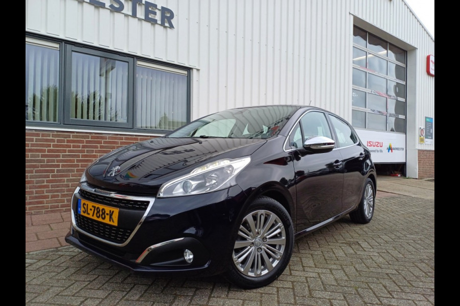 Peugeot 208 1,2 Pure Tech 82 Pk Executive Navi Cimate Control