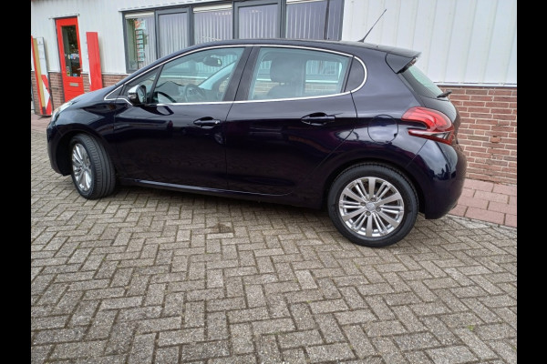 Peugeot 208 1,2 Pure Tech 82 Pk Executive Navi Cimate Control