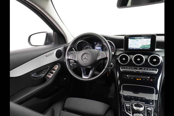 Mercedes-Benz C-Klasse Estate 350Hybrid 279pk AIRMATIC Camera Navi Lmv 1/2 Leer ParkAssist PDC v+a Automatische Achterklep 18" Ecc AMG lnst.lijsten Alu Luchtvering Regen-Licht sensor  Cruise Control Stoelverwarming Multifunct. Stuur  Privacy Glas Edition