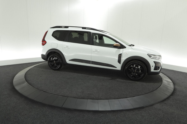 Dacia Jogger TCe 110 Extreme | 7 Zitplaatsen | Camera | Dodehoekdetectie | Apple Carplay