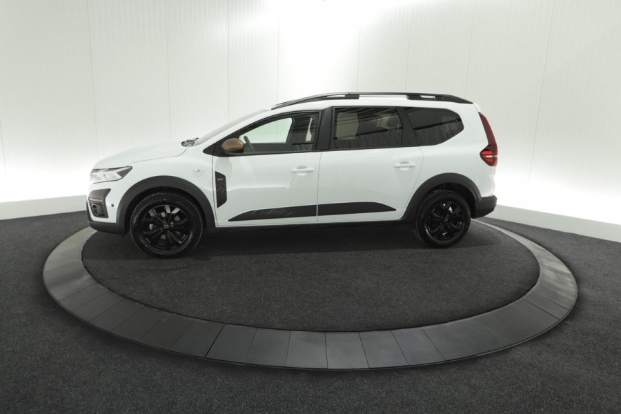 Dacia Jogger TCe 110 Extreme | 7 Zitplaatsen | Camera | Dodehoekdetectie | Apple Carplay