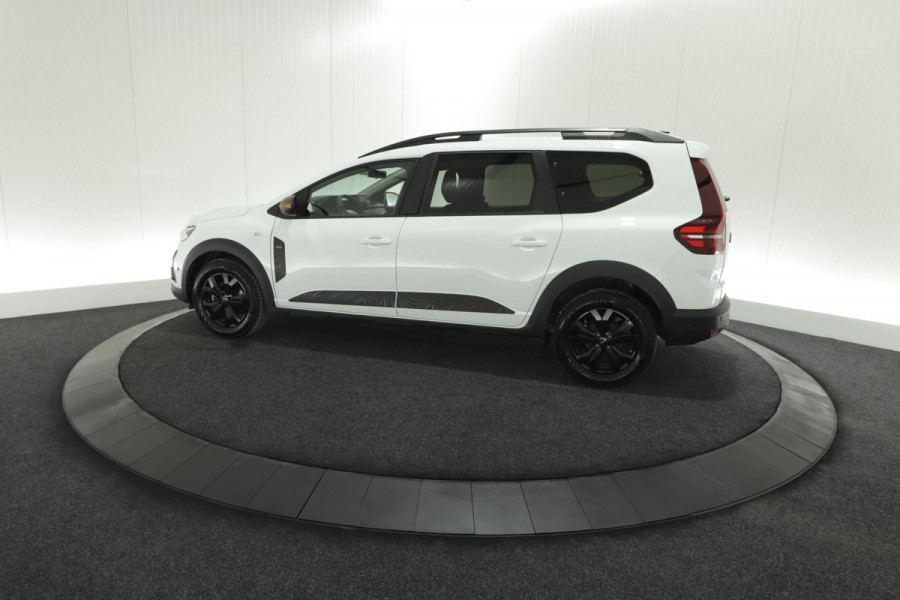 Dacia Jogger TCe 110 Extreme | 7 Zitplaatsen | Camera | Dodehoekdetectie | Apple Carplay