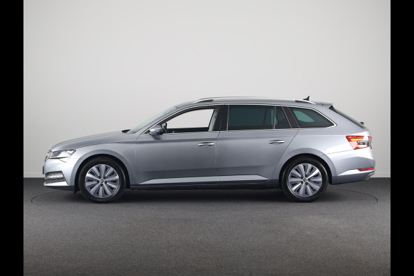 Škoda Superb Combi 1.4 TSI iV Business Edition Plus 218 pk Automaat (DSG) | Navigatie | Parkeersensoren | Achteruitrijcamera | Adaptieve cruise control | Stoelverwarming voor/achter |