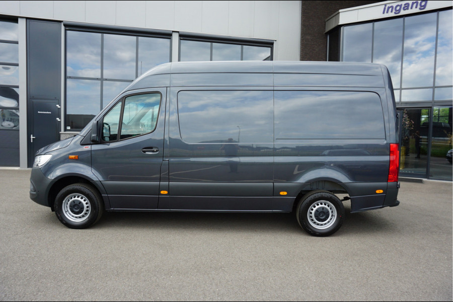 Mercedes-Benz Sprinter 317 CDI L2 H2 MBUX / 360 Camera / Carplay navigatie / Cruise control / Airco / 270 Graden achterdeuren