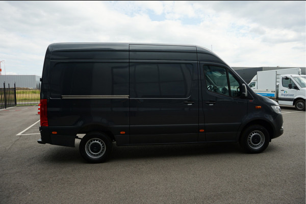 Mercedes-Benz Sprinter 317 CDI L2 H2 MBUX / 360 Camera / Carplay navigatie / Cruise control / Airco / 270 Graden achterdeuren