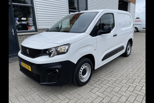 Peugeot Partner 1.6 BlueHDI Premium / vaste prijs rijklaar € 11.950 ex btw / lease vanaf € 219 / airco / cruise / schuifdeur / Apple carplay android auto / euro 6 diesel