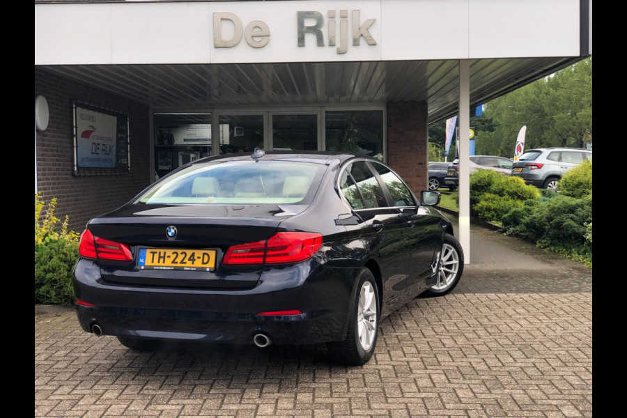 BMW 5 Serie 520i Corporate Lease High Executive | Navi, Leder, Cruise, Airco, Stoel vrw. | NAP |