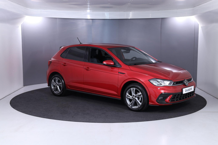 Volkswagen Polo 1.0 TSI R-Line 95 pk | Verlengde garantie | Navigatie | Parkeersensoren | Achteruitrijcamera | Stoelverwarming |