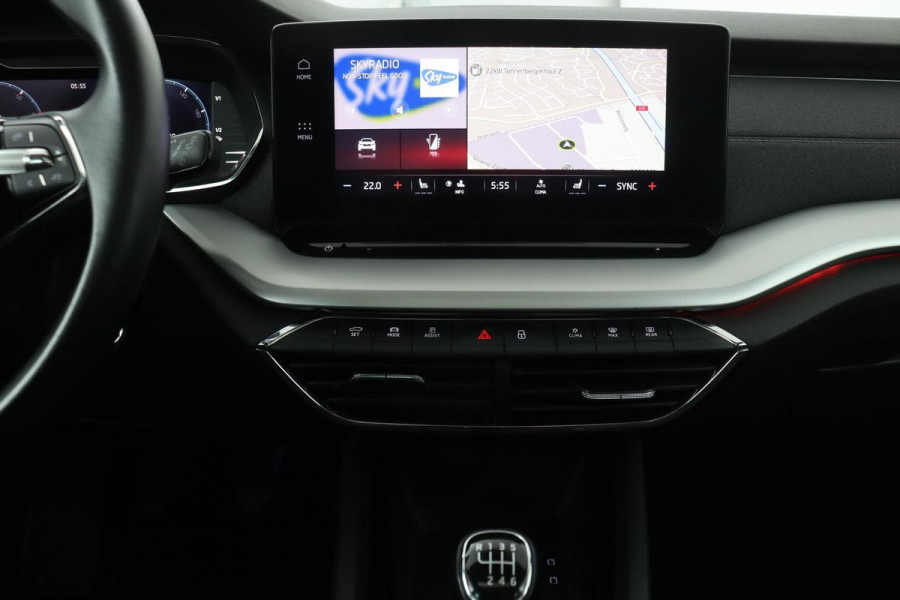 Škoda Octavia 1.0 TSI Edition Plus | Panoramadak | Carplay | Stoelverwarming | Adaptive Cruise | DAB+ | Navigatie | Keyless | PDC