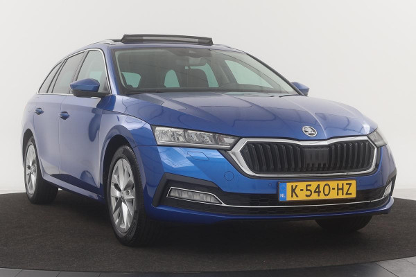 Škoda Octavia 1.0 TSI Edition Plus | Panoramadak | Carplay | Stoelverwarming | Adaptive Cruise | DAB+ | Navigatie | Keyless | PDC