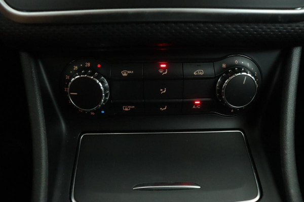 Mercedes-Benz A-Klasse 160 Style | Half leder | Park Assist | Full LED | Navigatie | Cruise control | Bluetooth | Airco