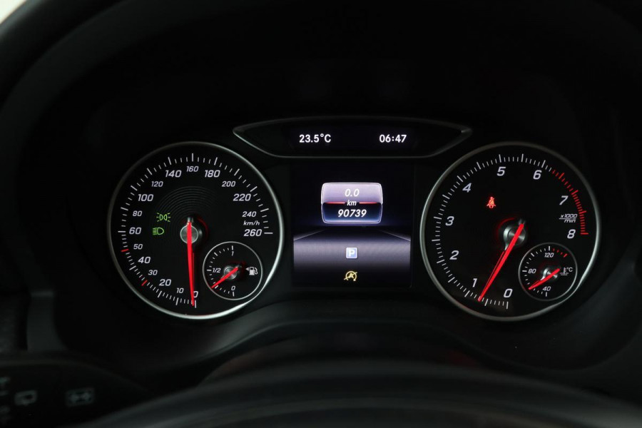 Mercedes-Benz A-Klasse 160 Style | Half leder | Park Assist | Full LED | Navigatie | Cruise control | Bluetooth | Airco