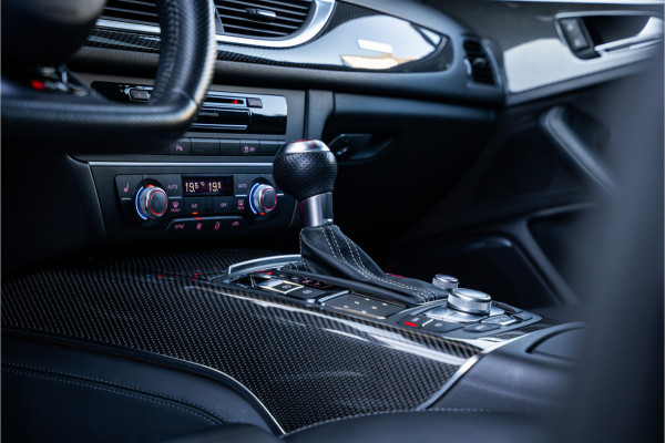 Audi RS6 Avant 4.0 TFSI quattro perfomance - Panorama | Keramisch | NL auto | Dealer O.H. | Keyless