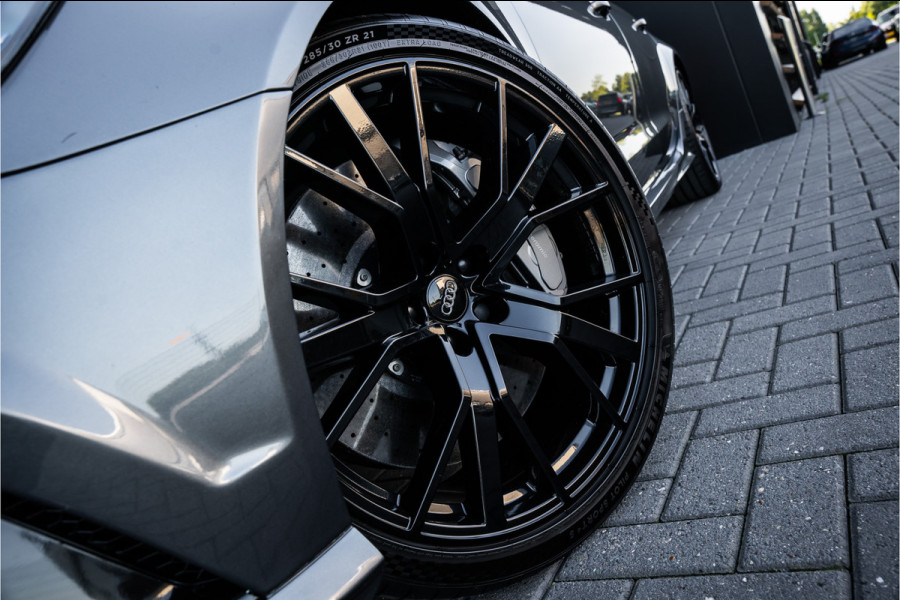 Audi RS6 Avant 4.0 TFSI quattro perfomance - Panorama | Keramisch | NL auto | Dealer O.H. | Keyless