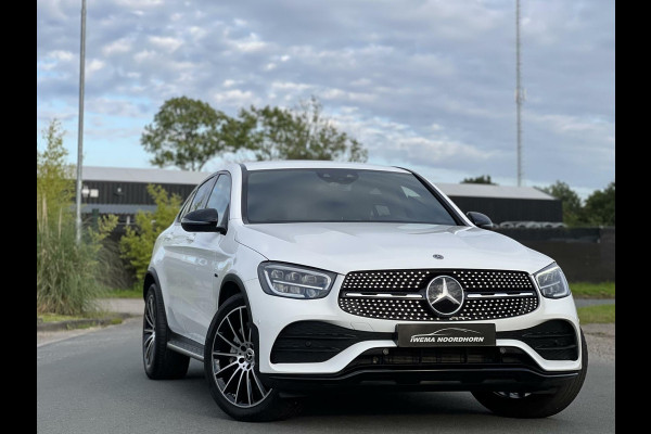 Mercedes-Benz GLC Coupé 300e 4MATIC AMG Night pakket|Luchtvering|Burmester®|Sfeerverlichting|Camera|Virtual cockpit|Carbon