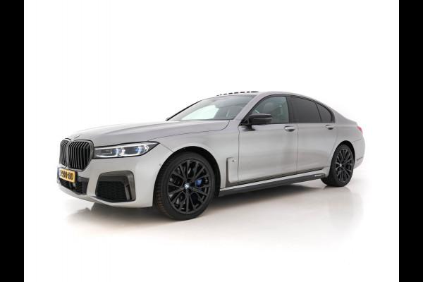 BMW 7 Serie 740d xDrive High-Executive M-Sport-Pack Carbon-Core (INCL-BTW) *PANO | MERINO-VOLLEDER | LASER-LED | HARMAN/KARDON-SURROUND | SOFT-CLOSE | HEAD-UP | SURROUND-VIEW | ADAPTIVE-CRUISE | VIRTUAL-COCKPIT | BLIND-SPOT | MEMORY-PACK | NAVI-FULLMAP |