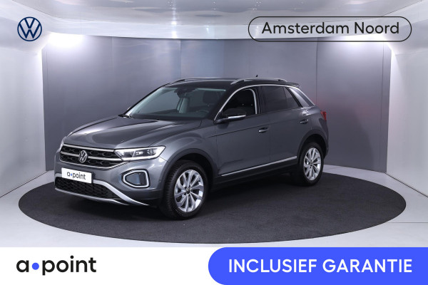 Volkswagen T-Roc 1.5 TSI Style 150 pk Automaat (DSG) | Navigatie | Parkeersensoren (Park assist) | Afneembare trekhaak | Adaptieve cruise control | Stoelverwarming |