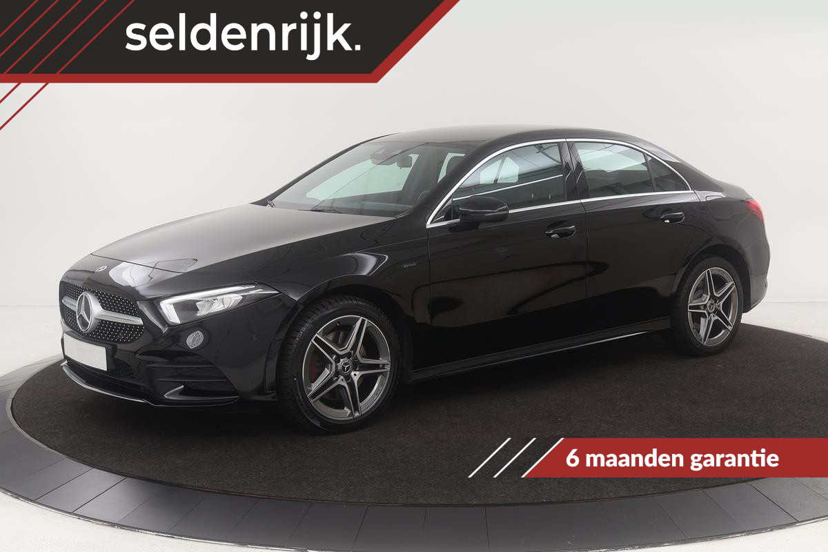 Mercedes-Benz A-Klasse 250e AMG | Carplay | Stoelverwarming | Widescreen | Sfeerverlichting | Navigatie | Park Assist | Sportstoelen | Climate control