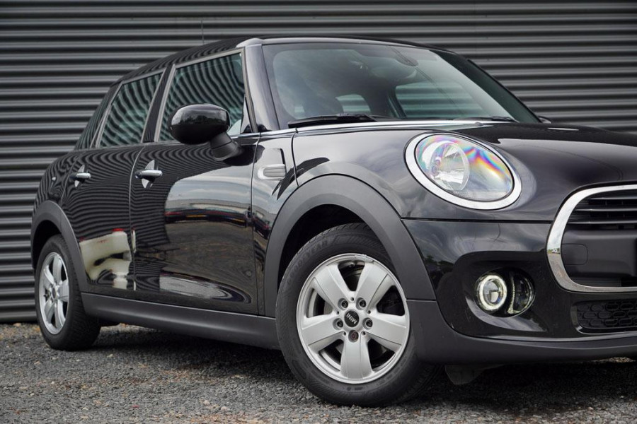 MINI Mini 1.5 One Business Edition 5 Deurs / Navi / PDC / BTW