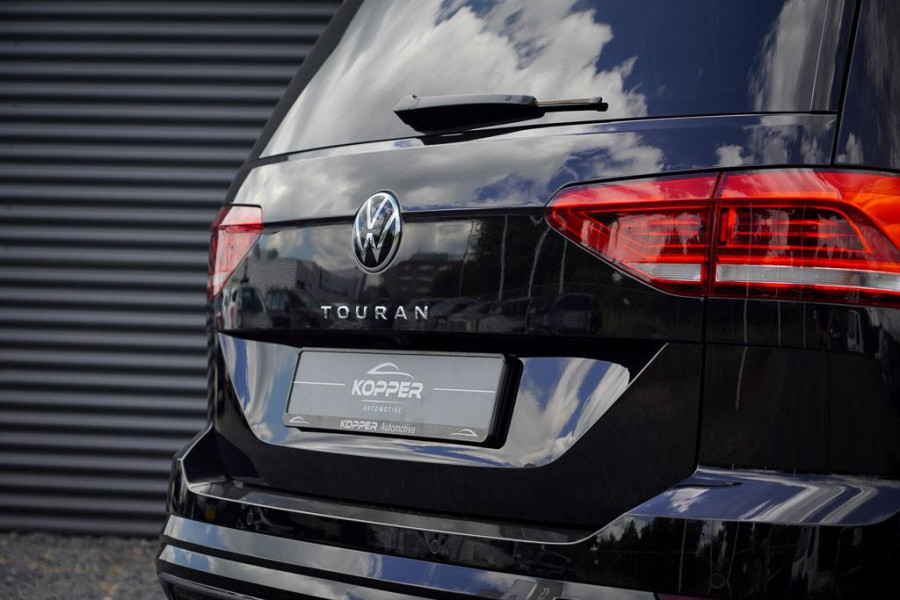 Volkswagen Touran 1.5 TSI Highline Edition R 7p / R-Line / Pano / Trekhaak / BTW