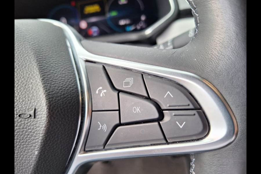 Renault Captur 1.6 E-Tech Plug-in Hybrid 160 Edition One PHEV | Carplay | Cruise Control | Camera | BOSE Sound |  Sportstoelen Verwarmd | LED | DAB Lane Assist | 18"L.M |