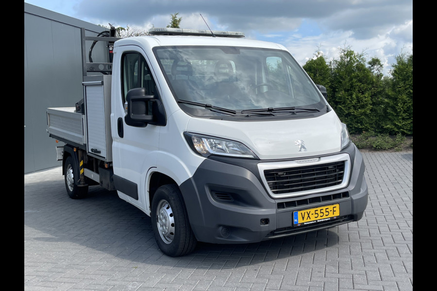 Peugeot Boxer 2.2 HDI 131 PK / PICK UP / HIAB KRAAN T-CLX 013 / TREKHAAK / AIRCO / 2.500 KG AHG