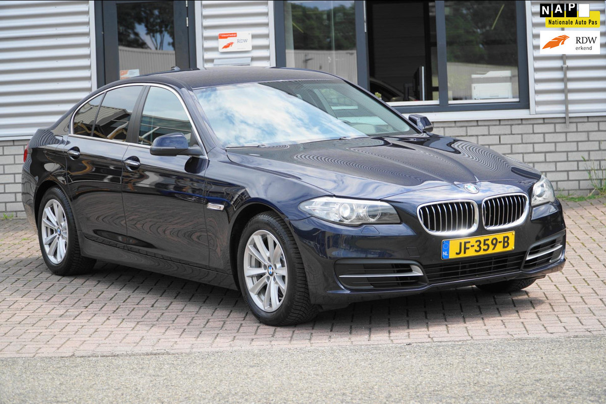 BMW 5 Serie 520d HEAD-UP STOELVERW. ACHTER