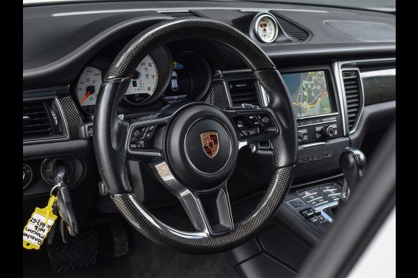 Porsche Macan 3.6 Turbo | SPORT CHRONO | LUCHTVERING | PANORAMADAK | STOEL- VERWARMING EN VENTILATIE | ALCANTARE HEMEL | LEDEREN DASHBOARD | A