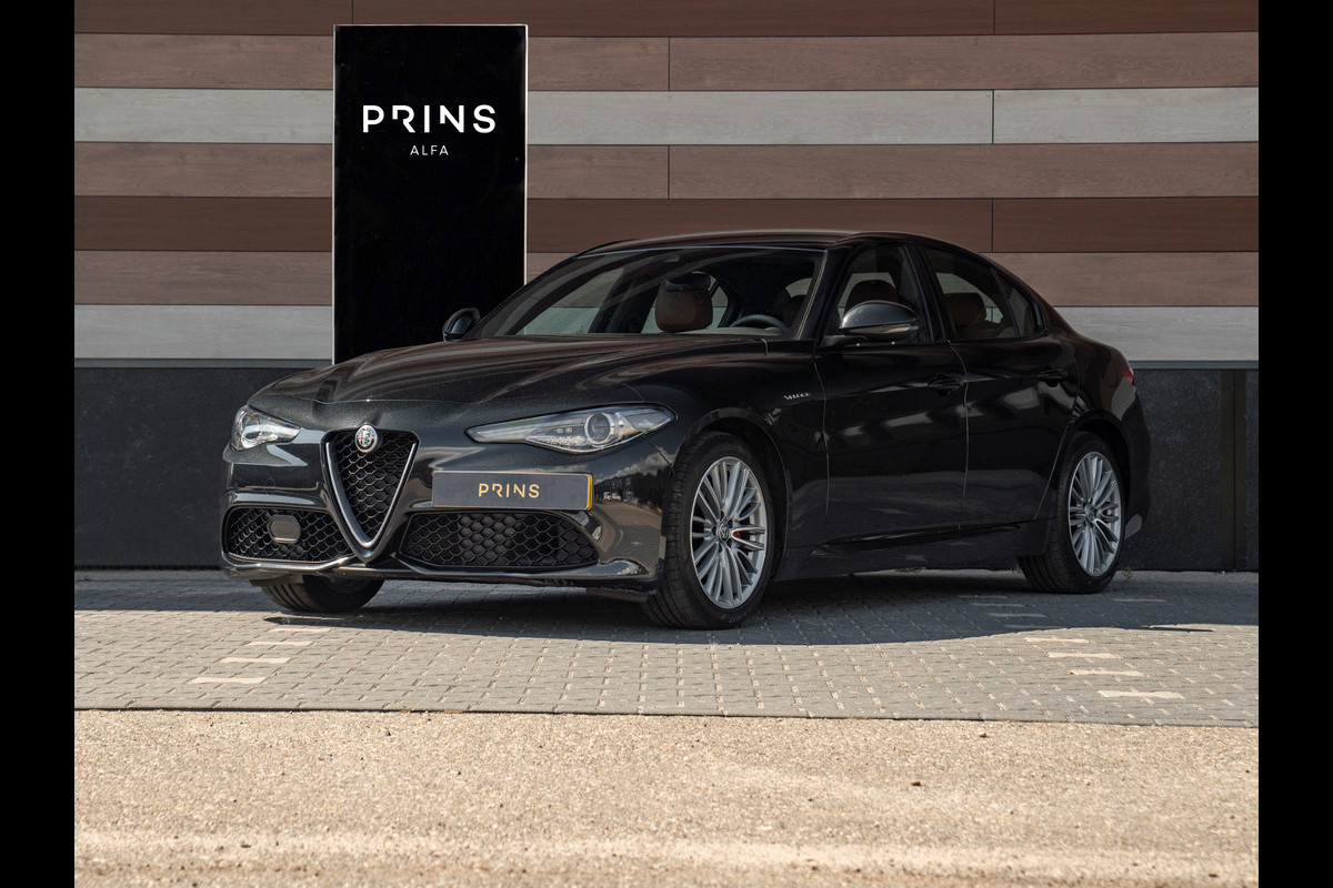 Alfa Romeo Giulia 2.0T 280pk | Veloce-pack | 1e eigenaar | NL-auto | CarPlay