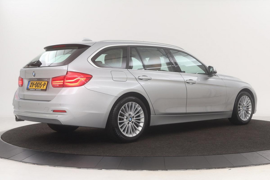 BMW 3 Serie 318i Luxury Edition | Panoramadak | Leder | Stoelverwarming | Navigatie | Sportstoelen | PDC | Full LED | Bluetooth