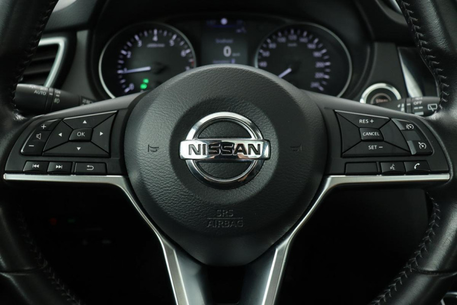 Nissan QASHQAI 1.3 DIG-T Tekna | Automaat | Panoramadak | Trekhaak | Carplay | 360 camera | Stoelverwarming | Full LED | Navigatie