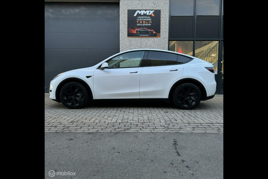 Tesla Model Y Wit 2023 MMX PACK AMD RYZEN X-Treme Acherlicht