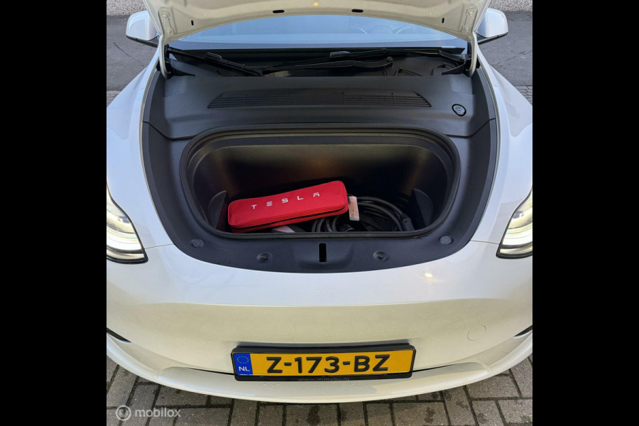 Tesla Model Y Wit 2023 MMX PACK AMD RYZEN X-Treme Acherlicht