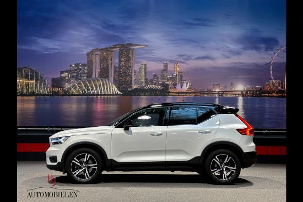 Volvo XC40 2.0 T5 AWD R-Design PilotAssist|Trekhaak|Camera|Pano|