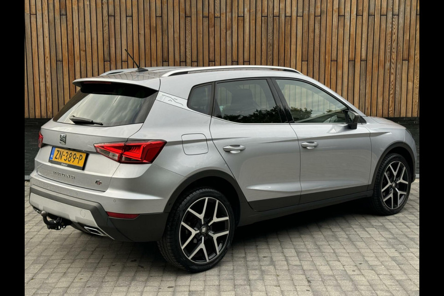 Seat Arona 1.0 TSI FR Business Intense DSG automaat | Navi | LED | Trekhaak | Camera | Parkeersensoren voor en achter| 18 inch lichtmetalen