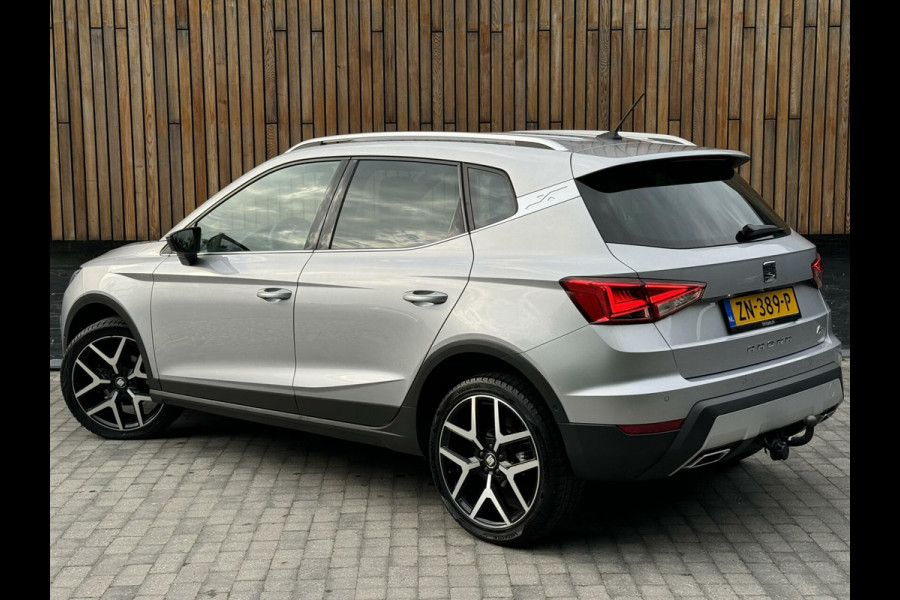 Seat Arona 1.0 TSI FR Business Intense DSG automaat | Navi | LED | Trekhaak | Camera | Parkeersensoren voor en achter| 18 inch lichtmetalen