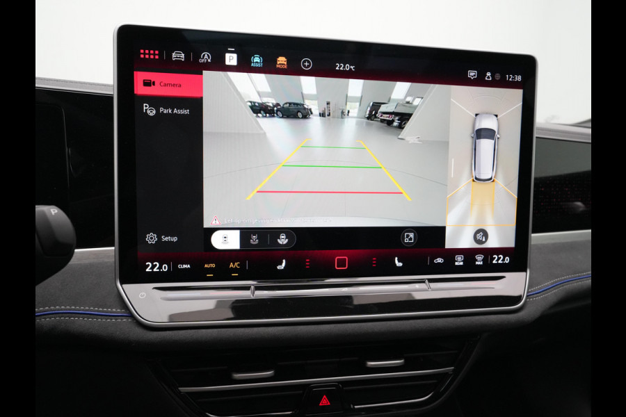 Volkswagen Passat Variant 1.5 eTSI 150 7DSG R-Line Business | 'App-Connect' draadloze smartphone integratie | Afstandscontrolesysteem (Front Assist) | Automatische afstandsregeling (Adaptive Cruise Control)