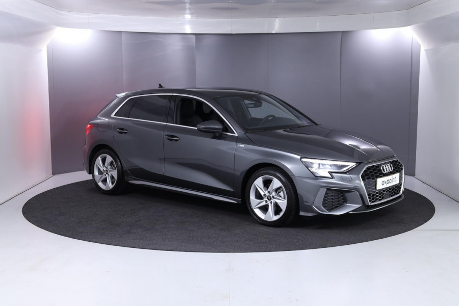 Audi A3 Sportback 30 TFSI S edition 110 pk S-tronic | Verlengde garantie | Navigatie | Parkeersensoren | Cruise control | Full-LED koplampen |