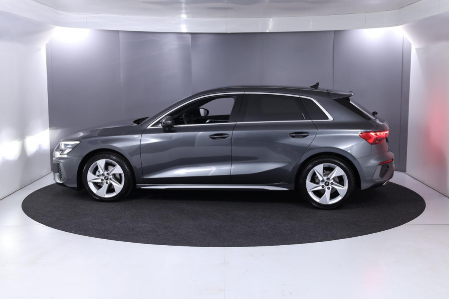 Audi A3 Sportback 30 TFSI S edition 110 pk S-tronic | Verlengde garantie | Navigatie | Parkeersensoren | Cruise control | Full-LED koplampen |