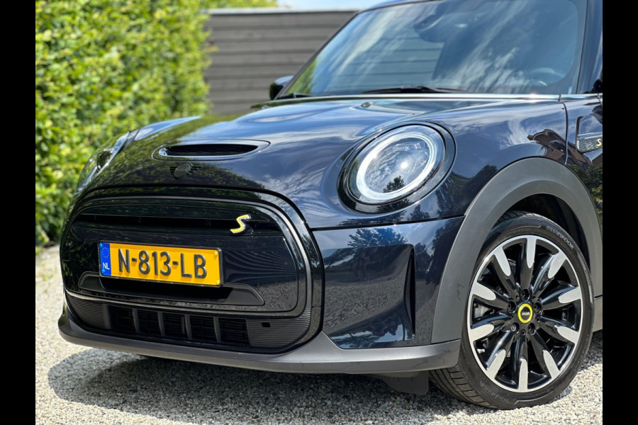 MINI Mini Electric MINI YOURS 33kWh, VOL OPTIES, 10000 KM, NL-AUTO NAP,PANORAMADAK, NW PRIJS €42000,-