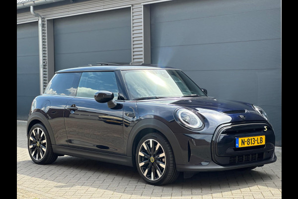 MINI Mini Electric MINI YOURS 33kWh, VOL OPTIES, 10000 KM, NL-AUTO NAP,PANORAMADAK, NW PRIJS €42000,-