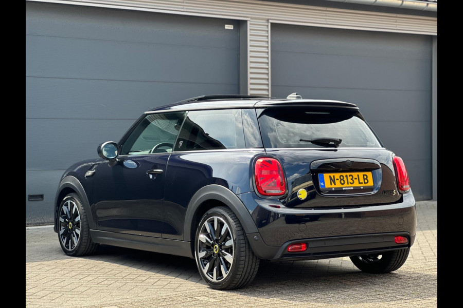 MINI Mini Electric MINI YOURS 33kWh, VOL OPTIES, 10000 KM, NL-AUTO NAP,PANORAMADAK, NW PRIJS €42000,-