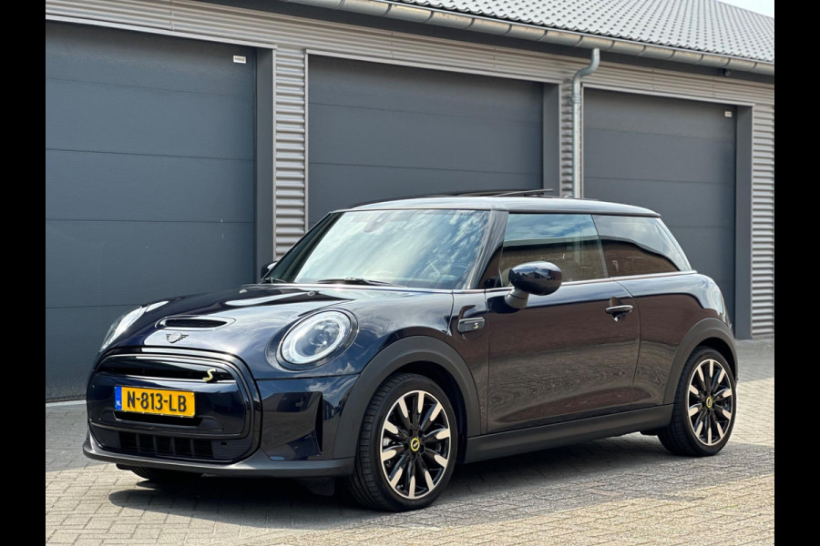 MINI Mini Electric MINI YOURS 33kWh, VOL OPTIES, 10000 KM, NL-AUTO NAP,PANORAMADAK, NW PRIJS €42000,-