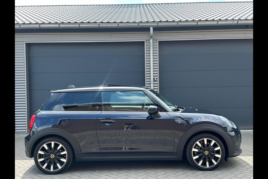 MINI Mini Electric MINI YOURS 33kWh, VOL OPTIES, 10000 KM, NL-AUTO NAP,PANORAMADAK, NW PRIJS €42000,-