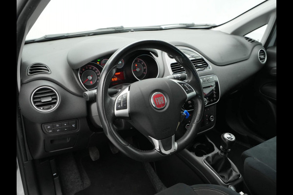 Fiat Punto Evo 0.9 TwinAir Lounge Clima Cruise Pdc Lm Velgen 247