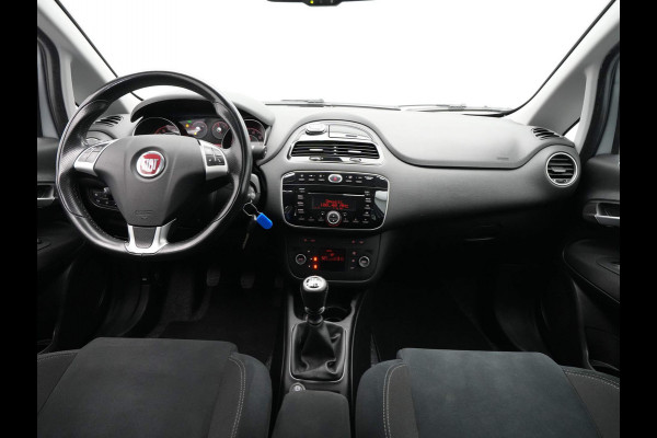 Fiat Punto Evo 0.9 TwinAir Lounge Clima Cruise Pdc Lm Velgen 247