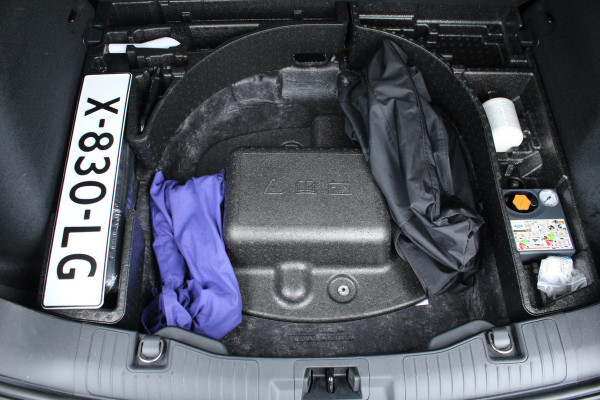Ford Kuga 2.5 PHEV Vignale 225pk | Panoramadak | Driver Assistance Pack | Winterpack | Trekhaak afneembaar |