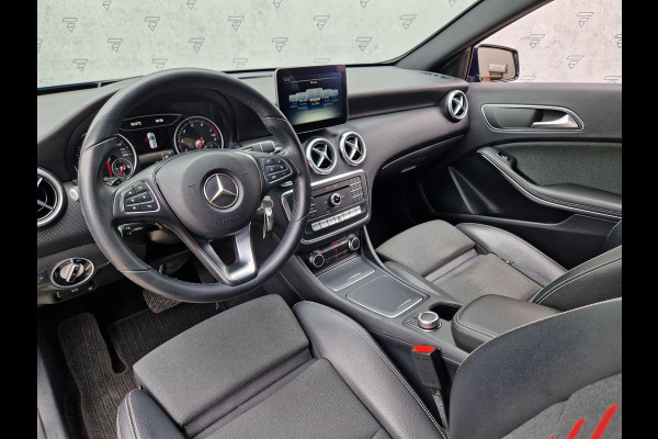 Mercedes-Benz A-Klasse 160 Ambition Automaat | Navi | Clima | H-Leder | Lichtsensor | PDC | Cruise | LED |