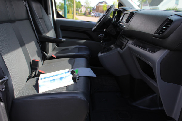 Peugeot Expert 2.0 BlueHDI 120PK Euro6 Long Premium 1e EIGENAAR NAP ✓ 3-zits ✓ Apple Carplay ✓ Navigatie ✓ Airco
